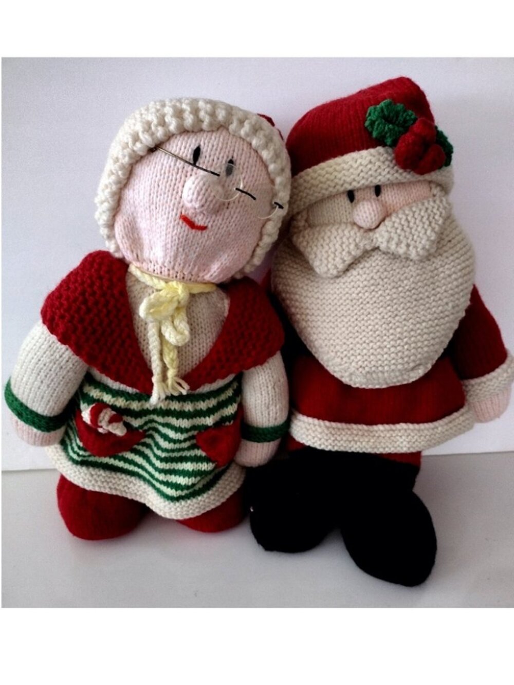 Vintage Handmade Santa Knit Dolls Mr-Mrs Claus 20" Tall Christmas Holiday Decor